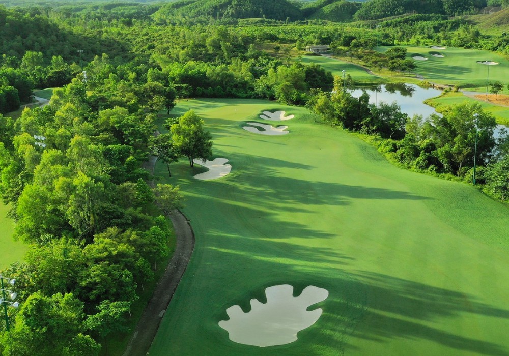 Sân Golf Bà Nà Hills