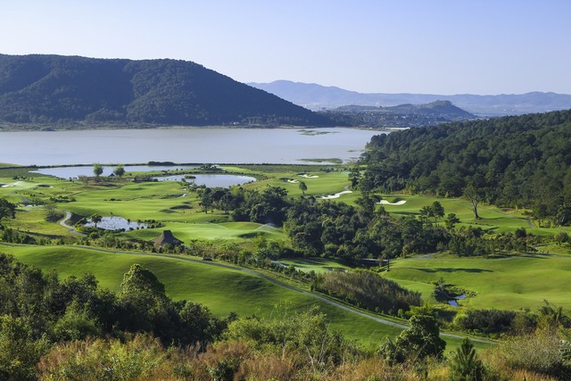 Sân Golf Dalat 1200 Đẳng Cấp Giữa Đại Ngàn