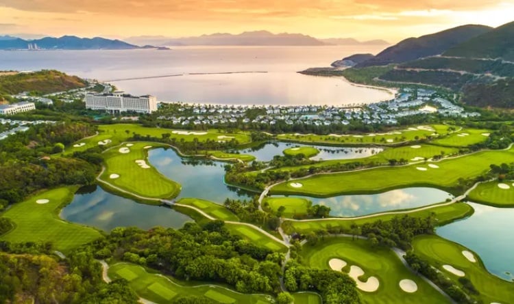 Sân Golf Vinpearl Nha Trang