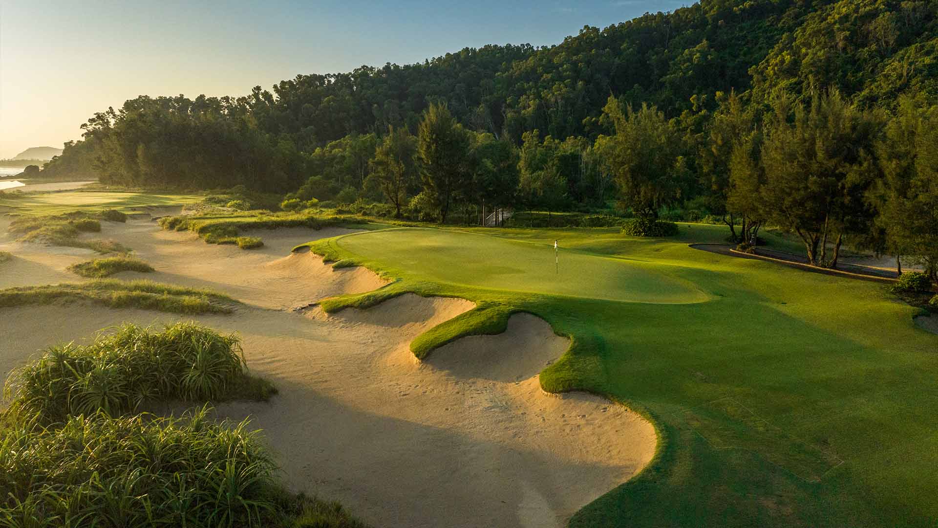 Sân Golf Laguna Lăng Cô